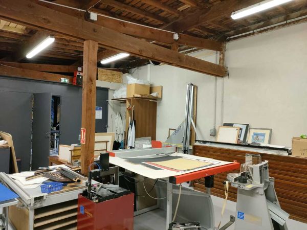 Atelier d’encadrement, de reliure et de restauration d’arts graphiques