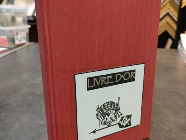 Reliure du livre d'or "Accueil Pèlerins Compagnons"