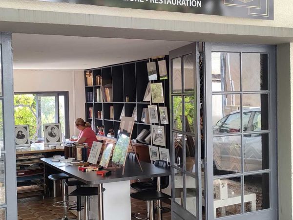 Atelier d'Art, La Cartella d'Oro - Encadrement . Reliure . Restauration