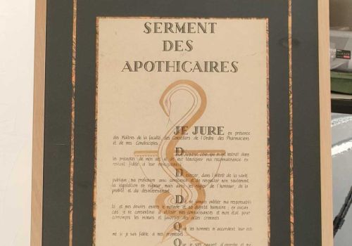 Encadrement du Serment des Apothicaires